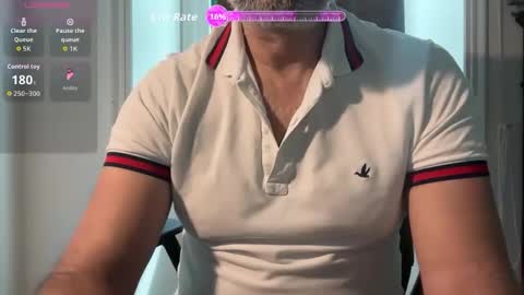 Snapshot of discreetcam chatting on 06-09-26, 08:15 Discreet Guy online show from 06-09-26, 08:15
