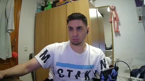 Snapshot of diselobienclaro chatting on 12-20-25, 09:55 diselobienclaro online show from 12-20-25, 09:55