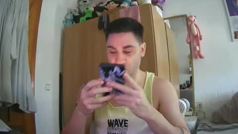 Snapshot of diselobienclaro chatting on 02-18-26, 12:34 diselobienclaro online show from 02-18-26, 12:34