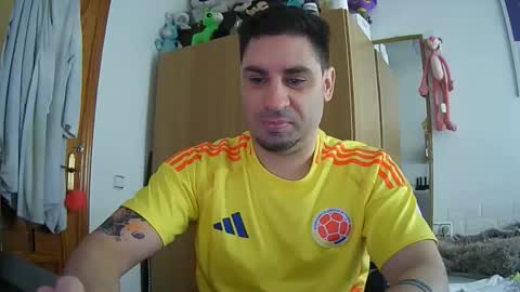 Snapshot of diselobienclaro chatting on 02-20-26, 02:50 diselobienclaro online show from 02-20-26, 02:50