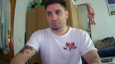 Snapshot of diselobienclaro chatting on 02-26-26, 02:16 diselobienclaro online show from 02-26-26, 02:16