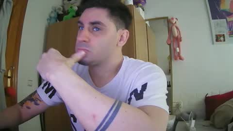 Snapshot of diselobienclaro chatting on 03-02-26, 01:29 diselobienclaro online show from 03-02-26, 01:29