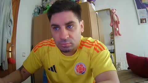 Snapshot of diselobienclaro chatting on 03-06-26, 01:18 diselobienclaro online show from 03-06-26, 01:18