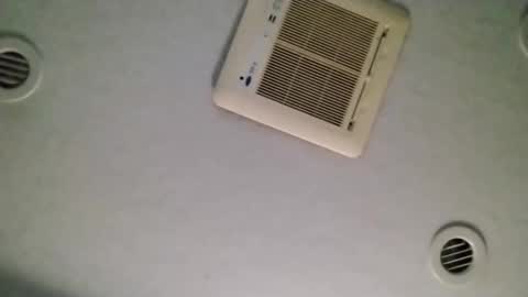 Snapshot of disgracedroyaljewel chatting on 11-28-25, 09:56 JoelsJewel online show from 11-28-25, 09:56