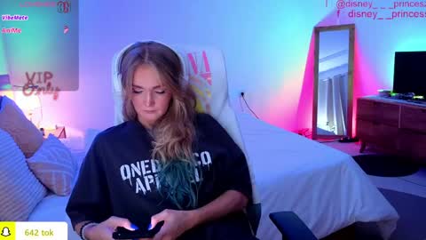 JASMINE online show from 04-10-26, 02:22