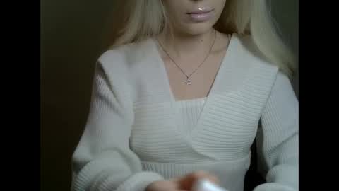 DitaMilton online show from 12-22-24, 08:36