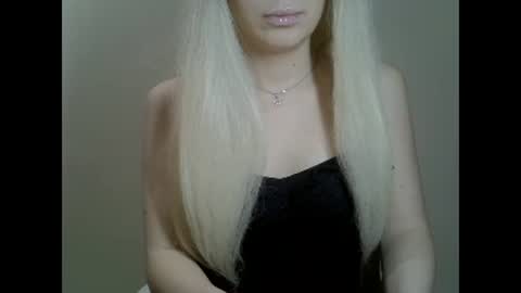 DitaMilton online show from 01-20-25, 07:14