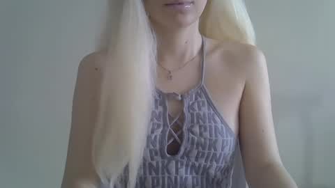 DitaMilton online show from 02-04-25, 10:10