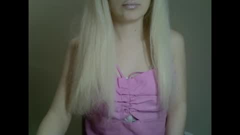 DitaMilton online show from 02-21-25, 04:48