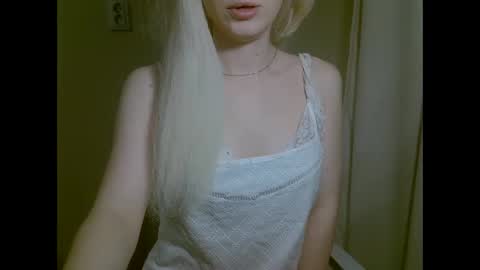 DitaMilton online show from 10-02-25, 08:38