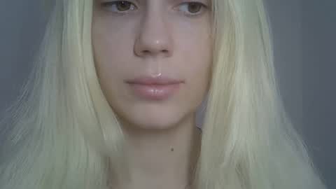 DitaMilton online show from 05-08-26, 11:15