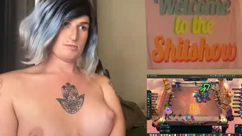 Snapshot of divinathedivine chatting on 10-06-25, 06:22 divinathedivine online show from 10-06-25, 06:22