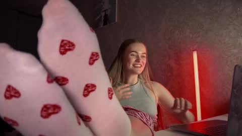 Hannah online show from 02-26-25, 02:04