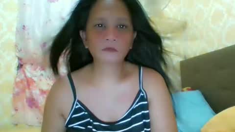 Snapshot of divinegrace10 chatting on 05-17-26, 02:24 Divine Grace Close To Your Hear online show from 05-17-26, 02:24