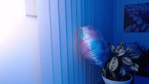 Hera online show from 10-22-25, 10:04