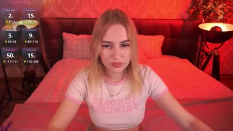 Snapshot of divinejasss chatting on 09-08-25, 07:57 DivineJasss online show from 09-08-25, 07:57