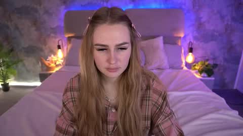 Snapshot of divinejasss chatting on 12-04-25, 09:12 DivineJasss online show from 12-04-25, 09:12