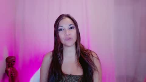 Snapshot of divinelynn chatting on 02-24-25, 12:26 DivineLynn online show from 02-24-25, 12:26