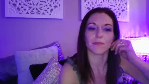 Snapshot of dixieglam chatting on 03-03-25, 07:54 dixieglam online show from 03-03-25, 07:54