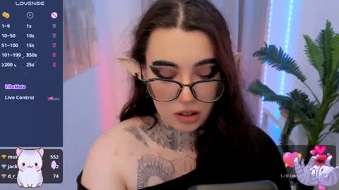 dixipixi_ online show from 01-19-25, 11:45