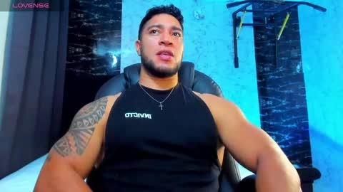 Snapshot of dixon_ray_ chatting on 04-25-26, 01:30 Dixon online show from 04-25-26, 01:30