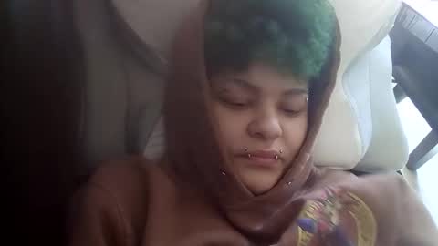 Snapshot of dizzinsweatyy chatting on 02-02-26, 05:44 dizzinsweatyy online show from 02-02-26, 05:44