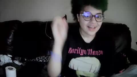 Snapshot of dizzinsweatyy chatting on 02-14-26, 06:37 dizzinsweatyy online show from 02-14-26, 06:37