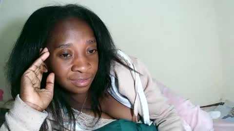 Snapshot of djamellah chatting on 06-24-26, 02:32 djamellah online show from 06-24-26, 02:32