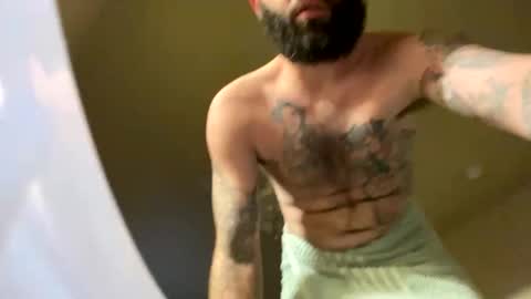 Snapshot of djayuncuttt chatting on 11-30-25, 04:44 djayuncuttt online show from 11-30-25, 04:44