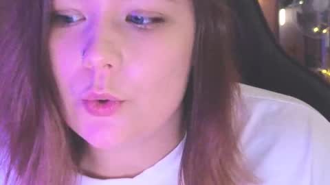 Snapshot of djennapalme chatting on 02-03-26, 02:53 Jenia online show from 02-03-26, 02:53