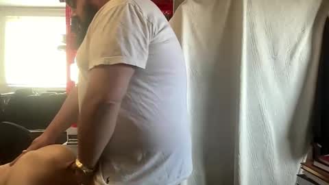 Snapshot of djfreeque chatting on 10-19-25, 05:24 djfreeque online show from 10-19-25, 05:24