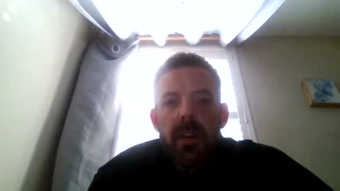 Snapshot of djmcrushton chatting on 06-11-26, 05:16 djmcrushton online show from 06-11-26, 05:16