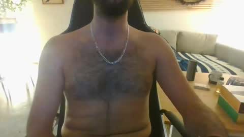 Snapshot of djokitche chatting on 12-30-24, 05:23 djokitche online show from 12-30-24, 05:23