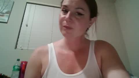 Snapshot of djorstad22 chatting on 01-08-26, 04:37 SNEAKYLNK online show from 01-08-26, 04:37