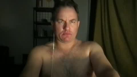 Snapshot of djswpy chatting on 02-11-26, 07:13 TriflinYoBitch online show from 02-11-26, 07:13