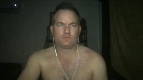 Snapshot of djswpy chatting on 03-06-26, 08:22 TriflinYoBitch online show from 03-06-26, 08:22