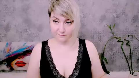 Snapshot of djullia chatting on 06-26-26, 06:51 djullia online show from 06-26-26, 06:51