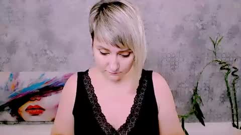 Snapshot of djullia chatting on 07-20-26, 10:39 djullia online show from 07-20-26, 10:39