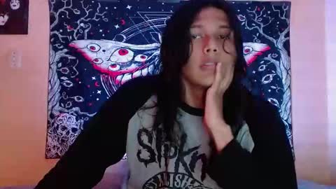 Snapshot of dk_204 chatting on 12-16-25, 08:14 daiki sx online show from 12-16-25, 08:14