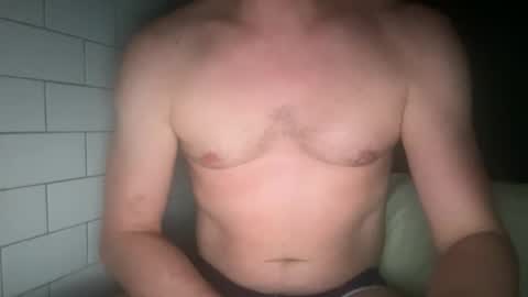 Snapshot of dljock222 chatting on 12-01-25, 10:31 DLJock222 online show from 12-01-25, 10:31