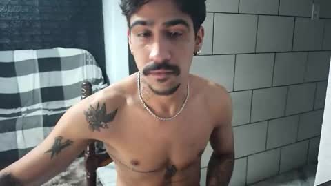 Snapshot of dmacedo96 chatting on 11-02-25, 02:25 AmigodotadoZL online show from 11-02-25, 02:25