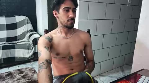 Snapshot of dmacedo96 chatting on 11-18-25, 06:01 AmigodotadoZL online show from 11-18-25, 06:01