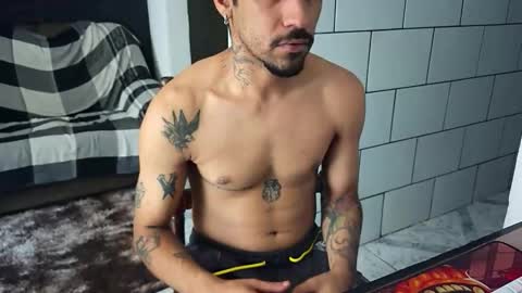 Snapshot of dmacedo96 chatting on 12-02-25, 03:29 AmigodotadoZL online show from 12-02-25, 03:29