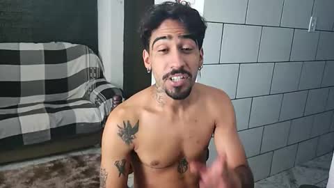 Snapshot of dmacedo96 chatting on 01-07-26, 02:52 AmigodotadoZL online show from 01-07-26, 02:52