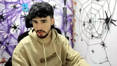 Snapshot of dmitrisanders1 chatting on 12-20-25, 09:33 Maybe in pvt online show from 12-20-25, 09:33