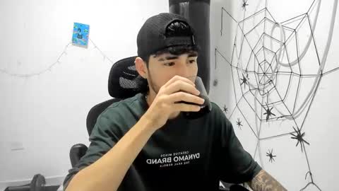 Snapshot of dmitrisanders1 chatting on 02-20-26, 12:40 Maybe in pvt online show from 02-20-26, 12:40