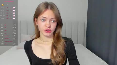 Polly and Kiriko online show from 09-21-25, 06:37