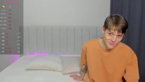 Snapshot of do_dick chatting on 12-18-25, 12:11 Polly and Kiriko online show from 12-18-25, 12:11