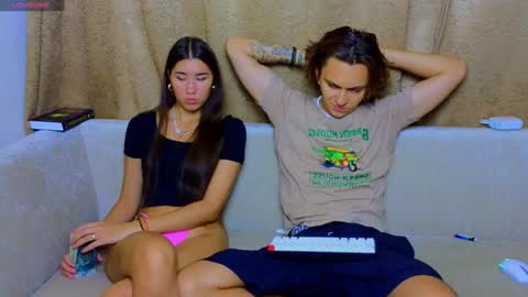 Snapshot of do_u_know_them chatting on 01-05-25, 11:04 Kirahe Mirashe online show from 01-05-25, 11:04