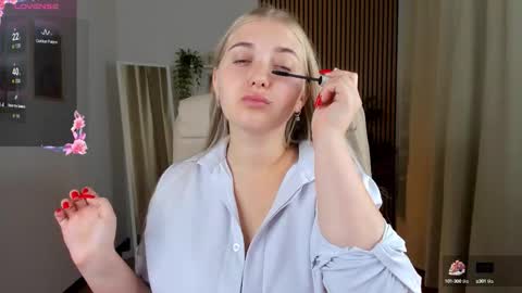 Alice online show from 09-17-25, 02:24